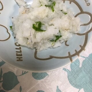 離乳食後期初め☆オクラとしらすの5倍粥(*^^*)